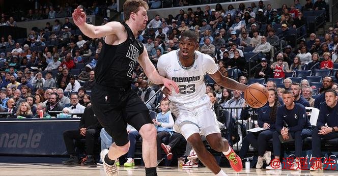 考沃德21+8兰代尔16+9 灰熊末节发威主场逆转篮网